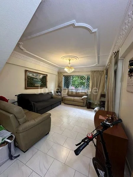 Maisonette HDB for Rent in  858 Tampines Avenue 5 - Image 14