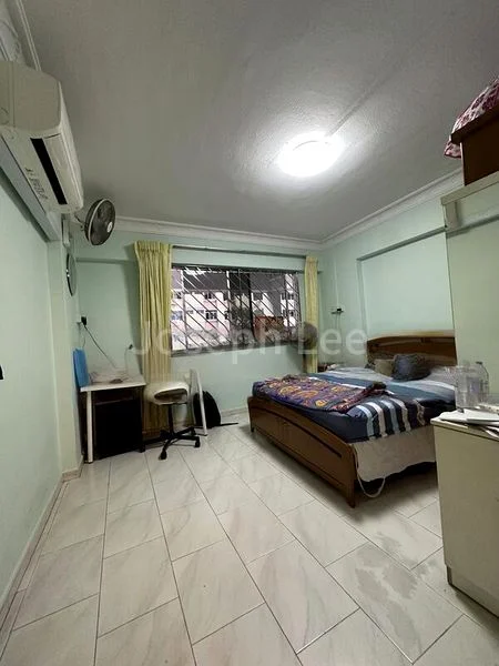 Maisonette HDB for Rent in  858 Tampines Avenue 5 - Image 9