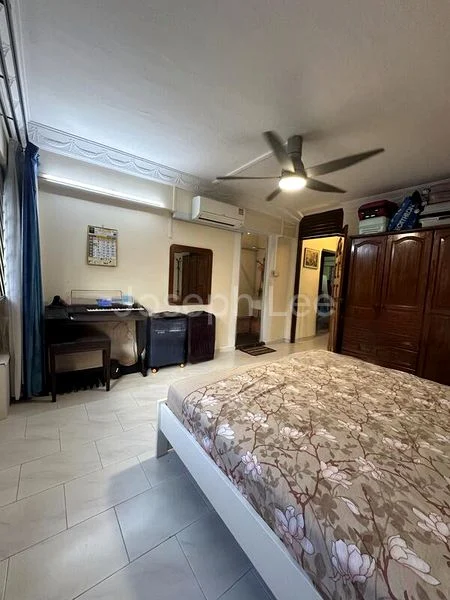 Maisonette HDB for Rent in  858 Tampines Avenue 5 - Image 12