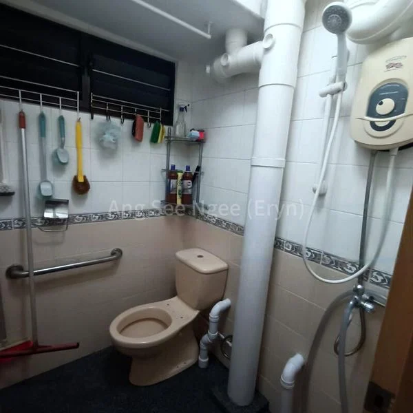 Common Room (HDB) for Rent in  56 Telok Blangah Heights - Image 4