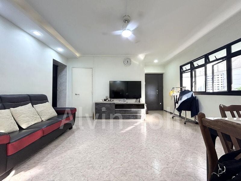 4 Room (4A) HDB for Rent in  406 Sembawang Drive - Image 1