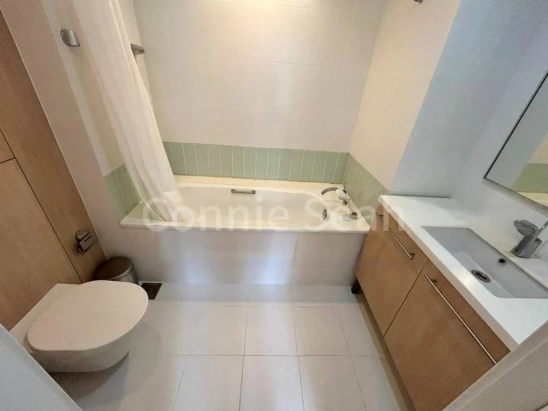 Room (Condo) for Rent in The Sail @ Marina Bay - Image 16