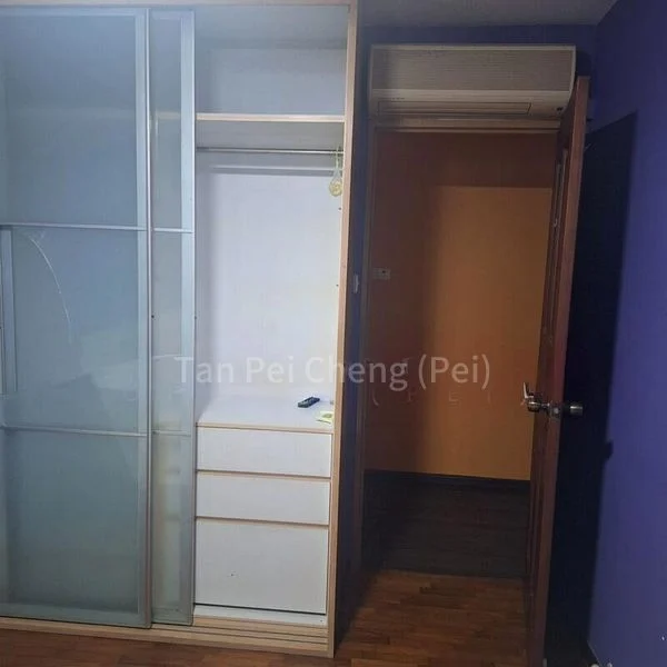 Common Room (HDB) for Rent in  272C Jurong West Street 24 - Image 1
