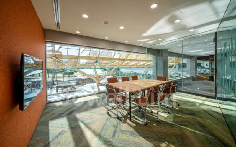 Nordic European Centre: Property, Shop, Complex - Image 2