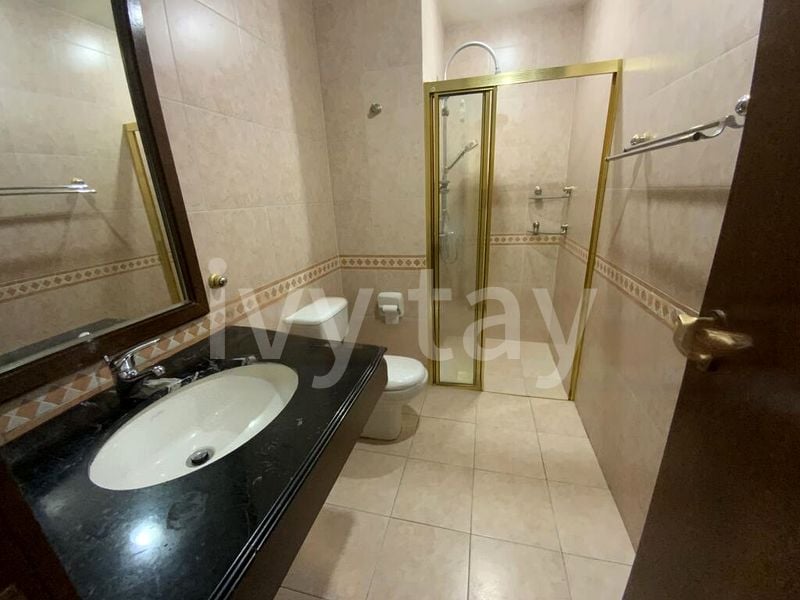 Room (Condo) for Rent in  Maple Woods - Image 2