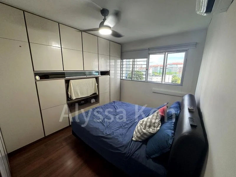 Common Room (HDB) for Rent in  226 Jurong East Street 21 - Image 4