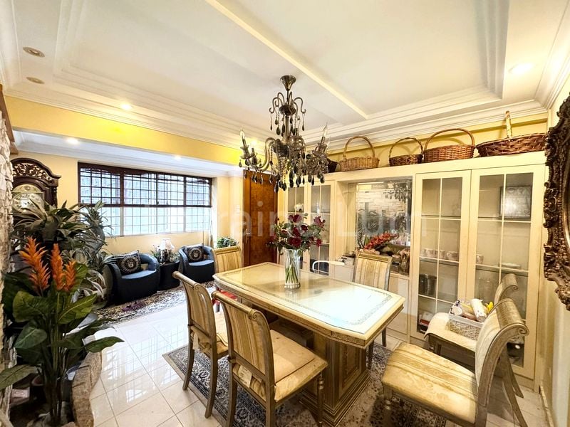 Executive HDB for Sale in 757 Choa Chu Kang North 5 - Image 3