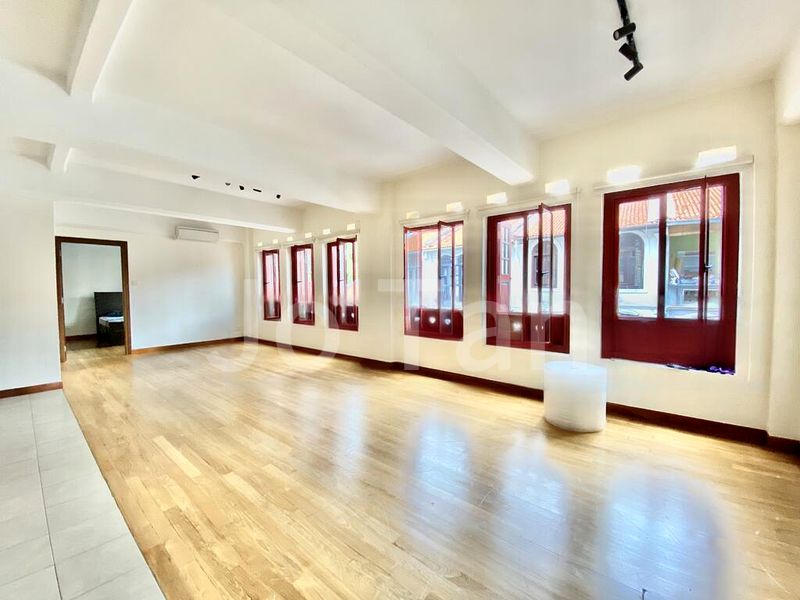 Shop / Shophouse for Rent: AWARD-WINNING HERITAGE CONSERVATION HOUSE @ CHINATOWN - Image 8