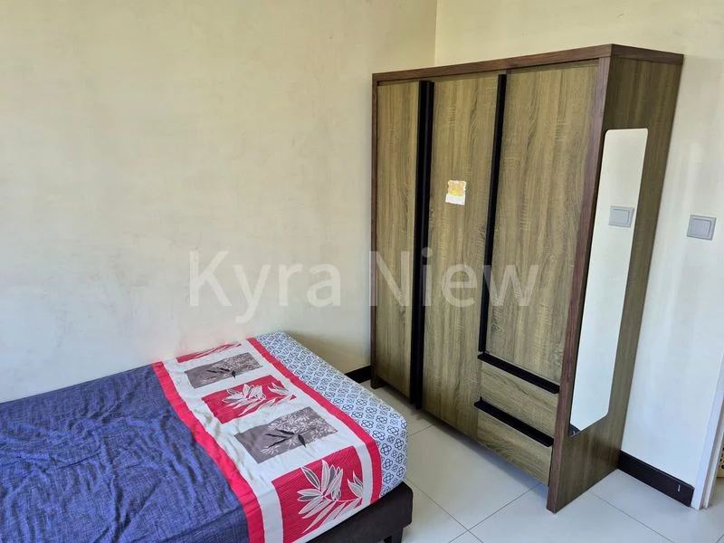 Common Room (HDB) for Rent in 471A Fernvale Street - Image 2