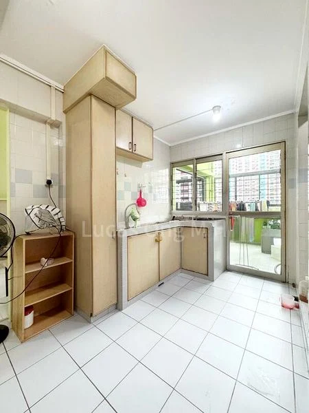 Maisonette HDB for Sale in  231 Bishan Street 23 - Image 3