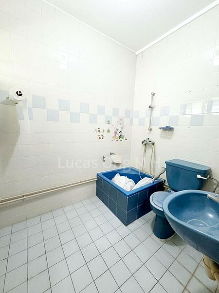 Maisonette HDB for Sale in  231 Bishan Street 23 - Image 14