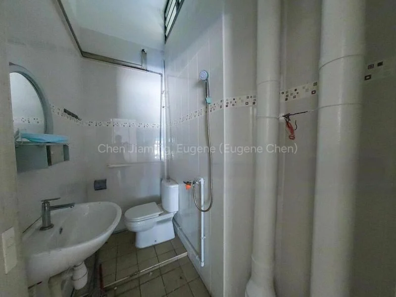 Shop / Shophouse for Rent: 683 Tessensohn Road - Image 3