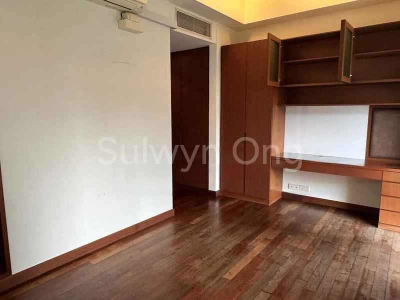 3 Bed Apartment (Condo) for Sale in  The Tomlinson - Image 1