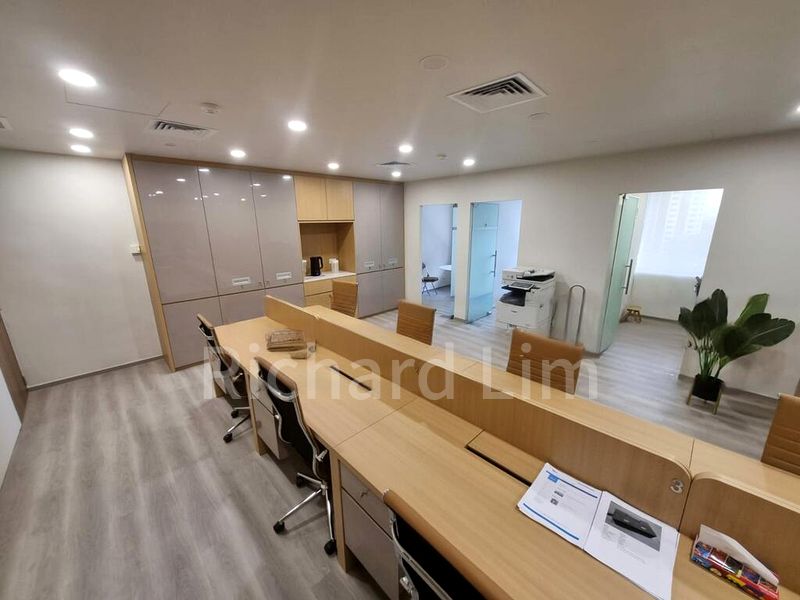 Other Retail for Rent: Far East Shopping Centre - Image 3