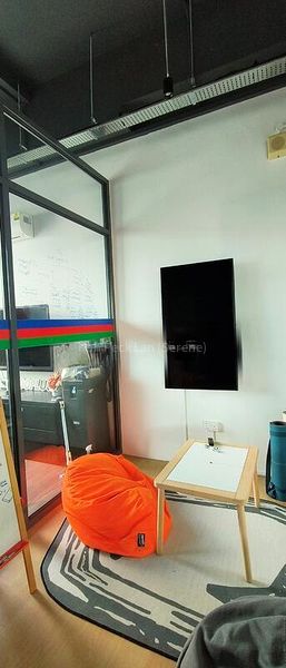 Light Industrial (B1) for Rent: CT Hub - Image 3