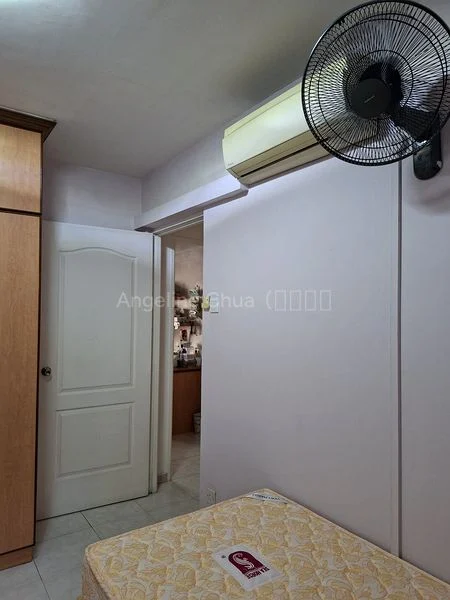 Common Room (HDB) for Rent in  681C Jurong West Central 1 - Image 1