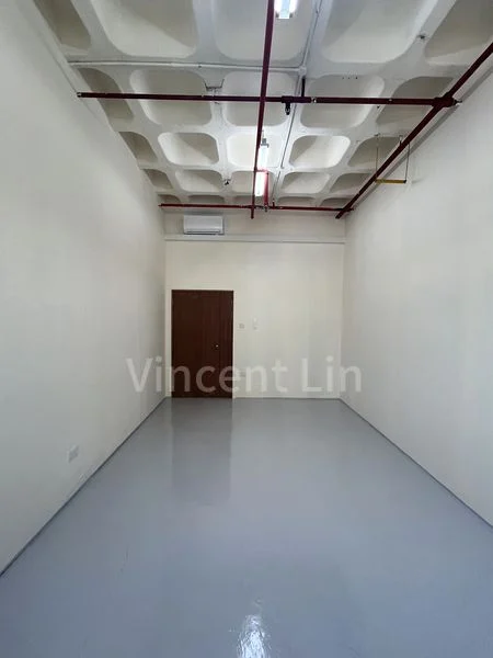Light Industrial (B1) for Rent in  Hillview Building - Image 2