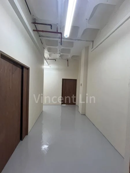 Light Industrial (B1) for Rent in  Hillview Building - Image 4