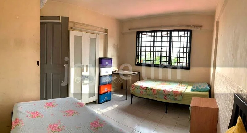 Master Room (HDB) for Rent in  406 Tampines Street 41 - Image 1