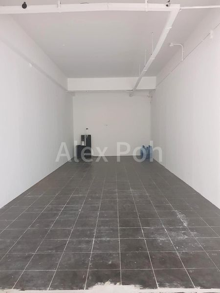 Shop / Shophouse for Rent in West Coast Drive - Image 3