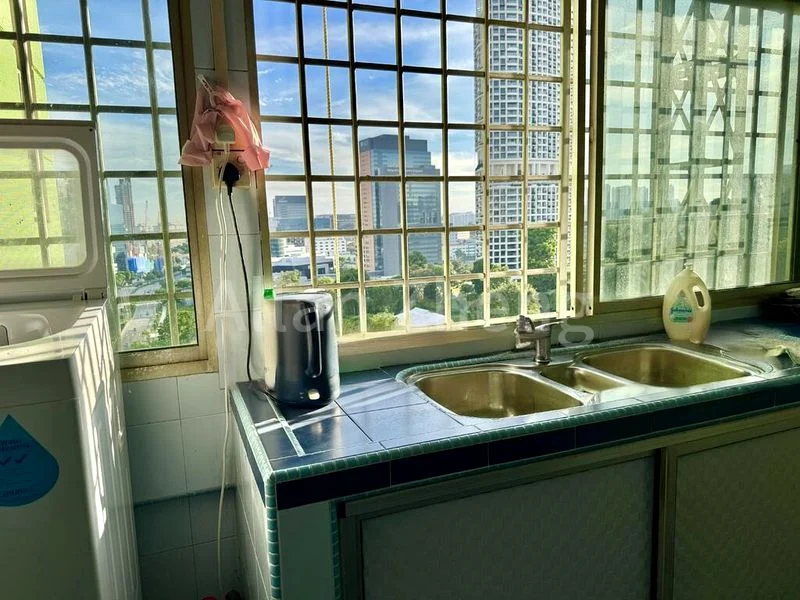 3 Bed Apartment (Condo) for Sale in  People's Park Complex - Image 2