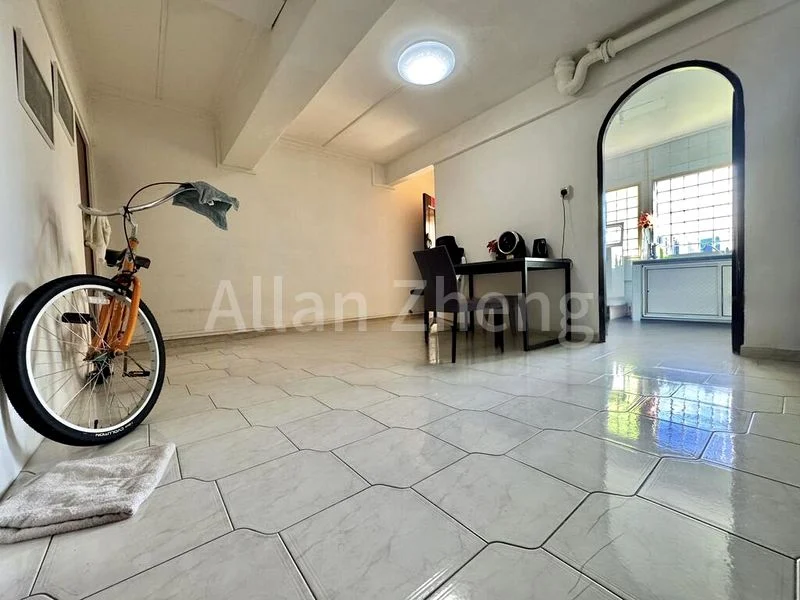 3 Bed Apartment (Condo) for Sale in  People's Park Complex - Image 4