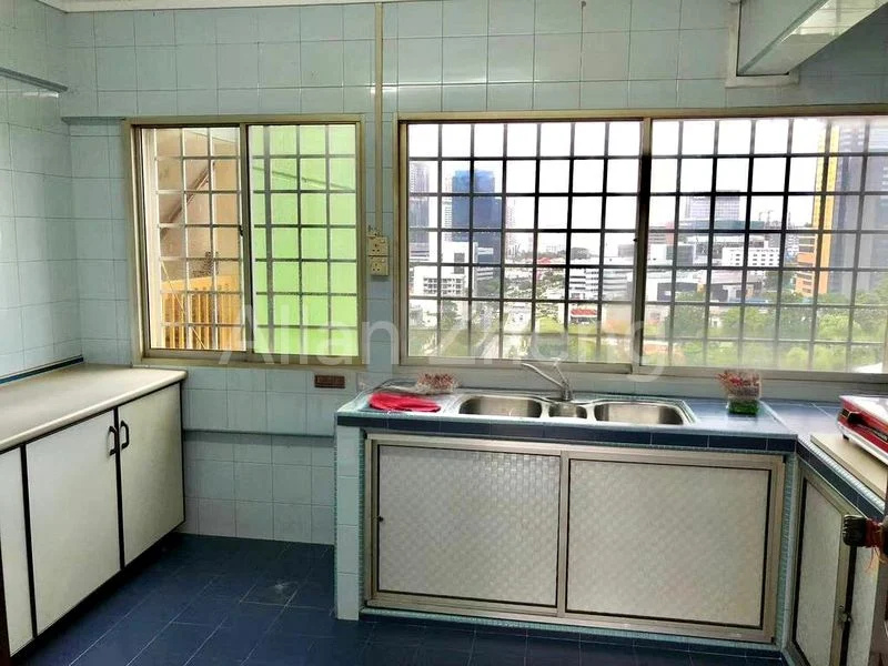 3 Bed Apartment (Condo) for Sale in  People's Park Complex - Image 17