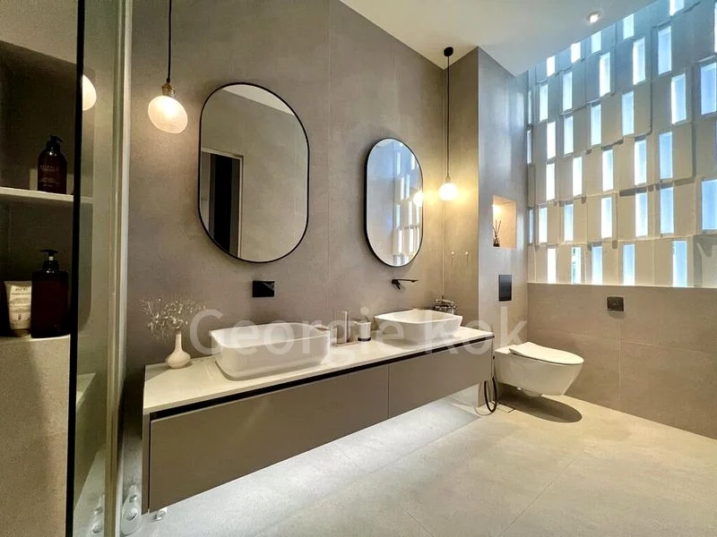 5 Bed Semi-Detached House (Landed) for Sale in  Serangoon Garden Estate - Image 4