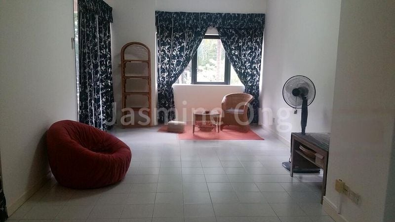 2 Bed Condo for Rent in Bayshore Park - Image 1