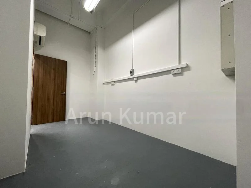 Light Industrial (B1) for Rent: Primz Bizhub - Image 2