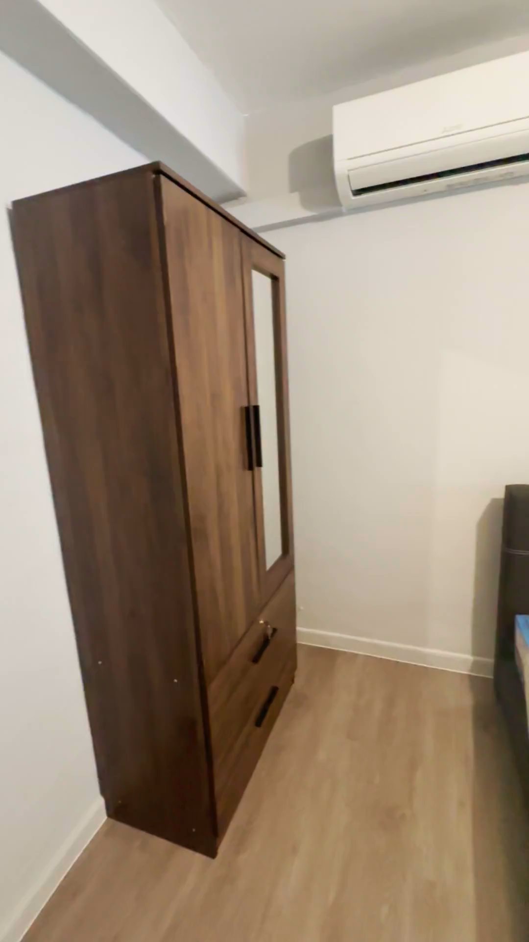 Common Room (HDB) for Rent in  8 Marine Terrace - Image 9