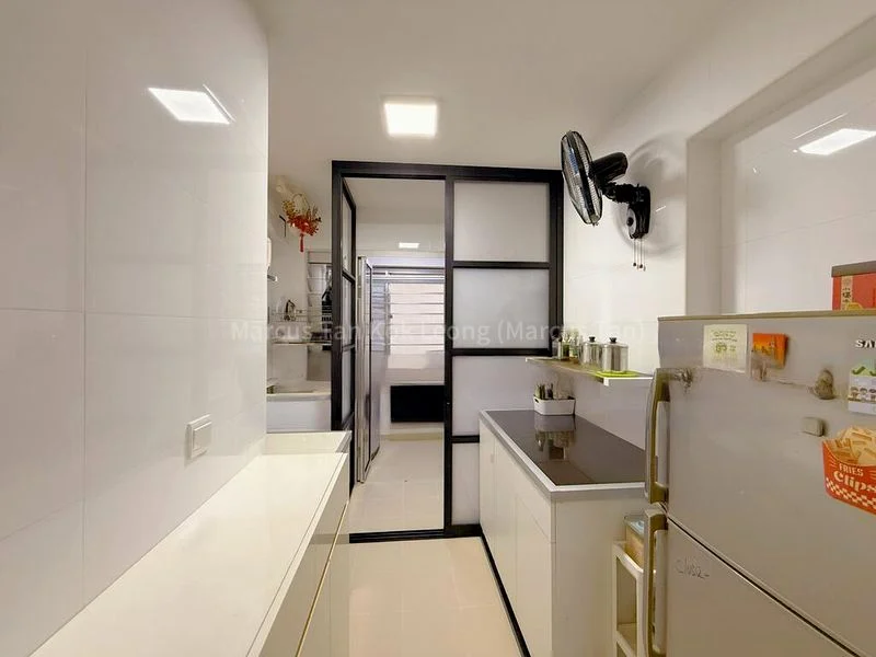 3 Room (3A) HDB for Sale in 188C Bedok North Street 4 - Image 3