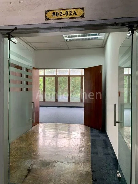 Light Industrial (B1) for Rent: Sindo Industrial Building - Image 4