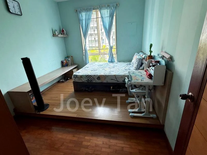3 Bed Condo for Rent in Yishun Sapphire - Image 5