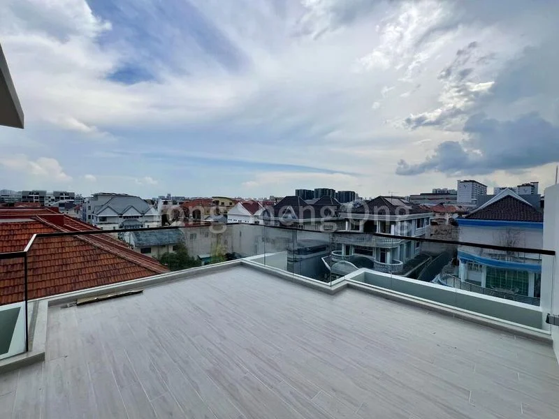 6 Bed Semi-Detached House (Landed) for Sale in  Kembangan Gardens - Image 17