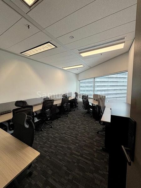 Office for Rent: Beach Road - Image 6