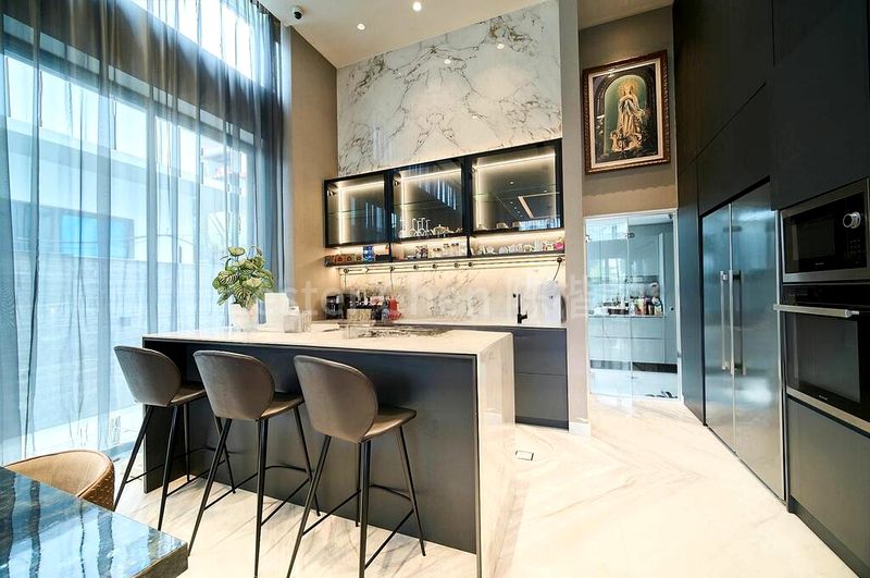 7 Bed Semi-Detached House (Landed) for Sale in  East Coast Park - Image 2