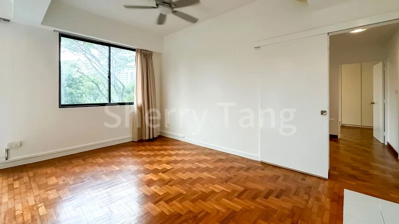 2 Bed Condo for Rent in  Avon Park - Image 2