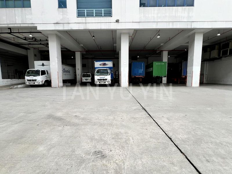 Light Industrial (B1) for Rent: 2 Serangoon North Avenue 5 - Image 2