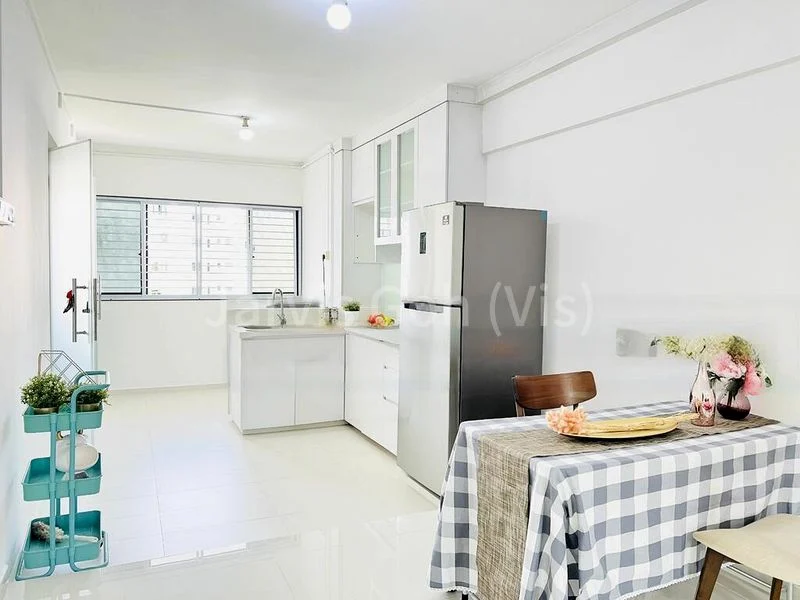 3 Room (3NG) HDB for Rent in  484 Jurong West Avenue 1 - Image 1