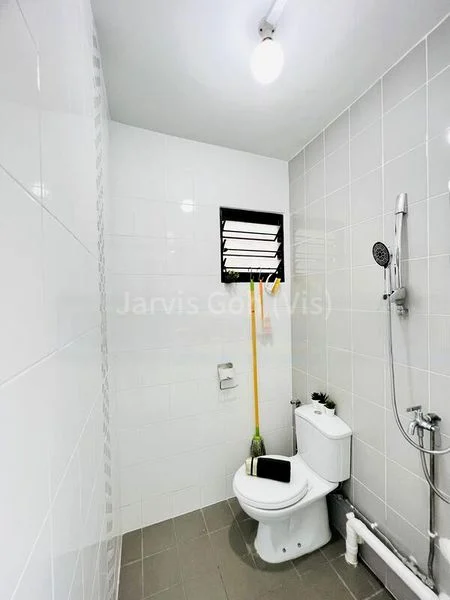 3 Room (3NG) HDB for Rent in  484 Jurong West Avenue 1 - Image 9