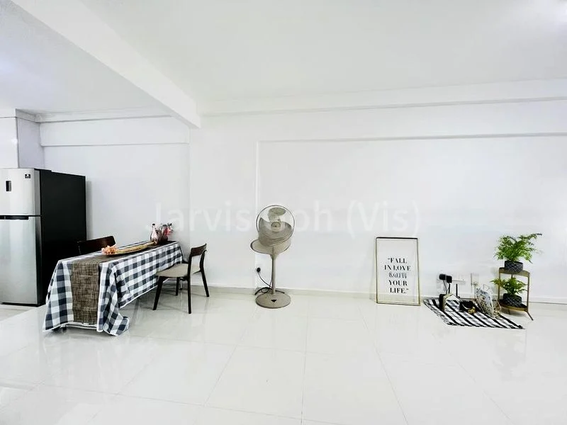 3 Room (3NG) HDB for Rent in  484 Jurong West Avenue 1 - Image 2