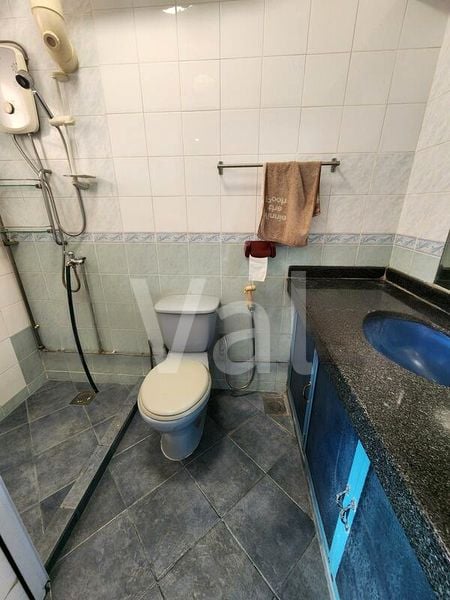 4 Room (4A) HDB for Rent in  325A Sengkang East Way - Image 11