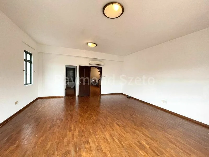 5 Bed Semi-Detached House (Landed) for Rent in Eastwood Drive - Image 5