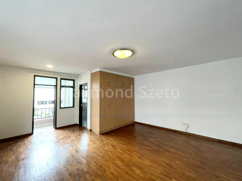 5 Bed Semi-Detached House (Landed) for Rent in Eastwood Drive - Image 3
