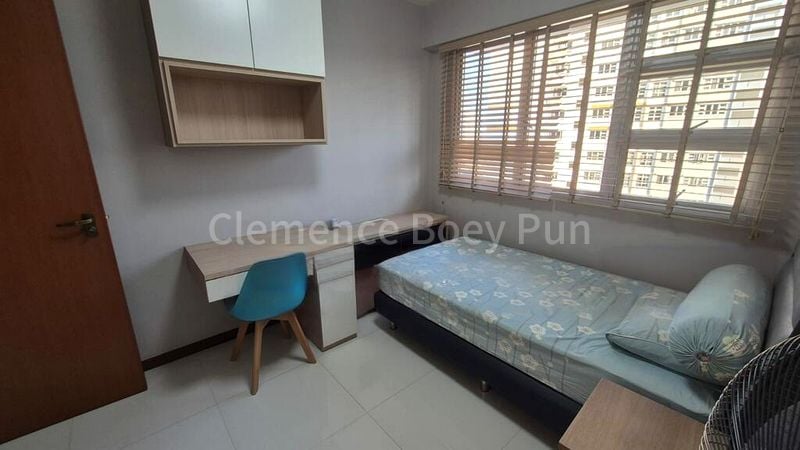 Common Room (HDB) for Rent in  445 Bukit Batok West Avenue 8 - Image 1