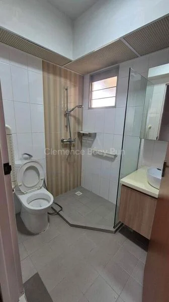 Common Room (HDB) for Rent in  445 Bukit Batok West Avenue 8 - Image 4