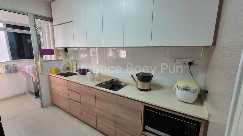 Common Room (HDB) for Rent in  445 Bukit Batok West Avenue 8 - Image 3