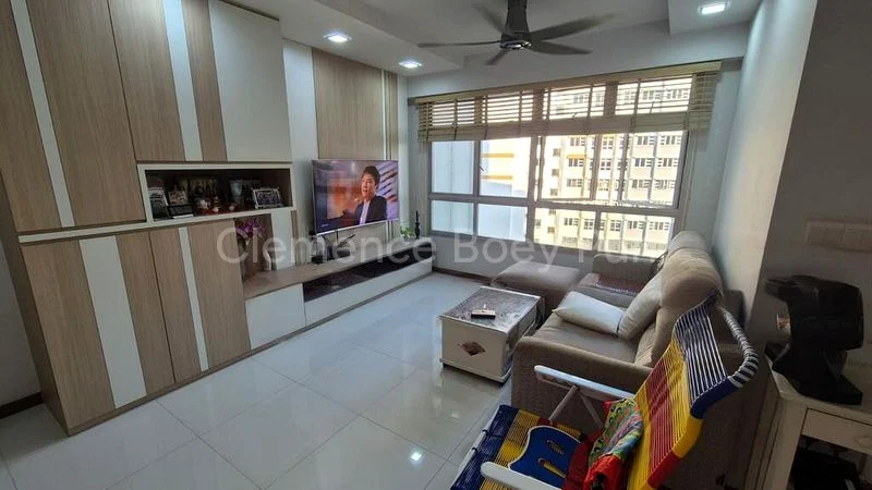 Common Room (HDB) for Rent in  445 Bukit Batok West Avenue 8 - Image 2