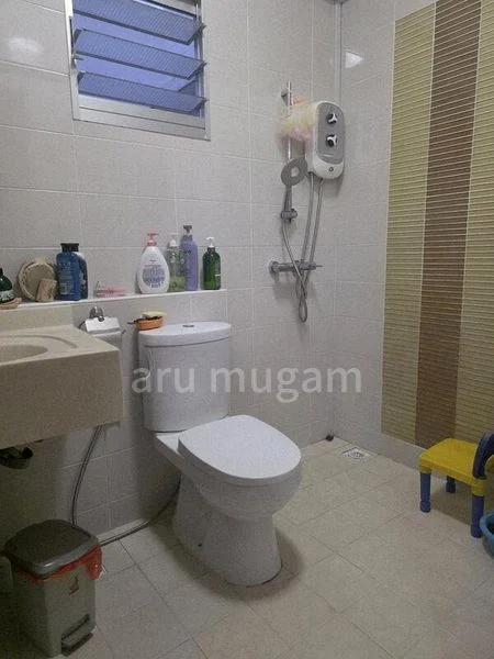 5 Room (5I) HDB for Sale in  432C Yishun Avenue 1 - Image 6